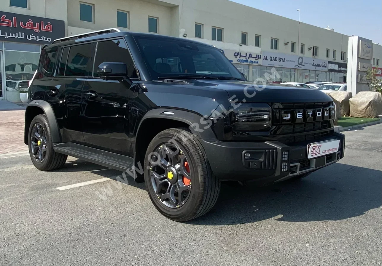 Jetour T2 Luxury Plus 2025 Automatic 16,000 Km 4 Cylinder Four Wheel Drive (4WD) SUV Black With Warranty