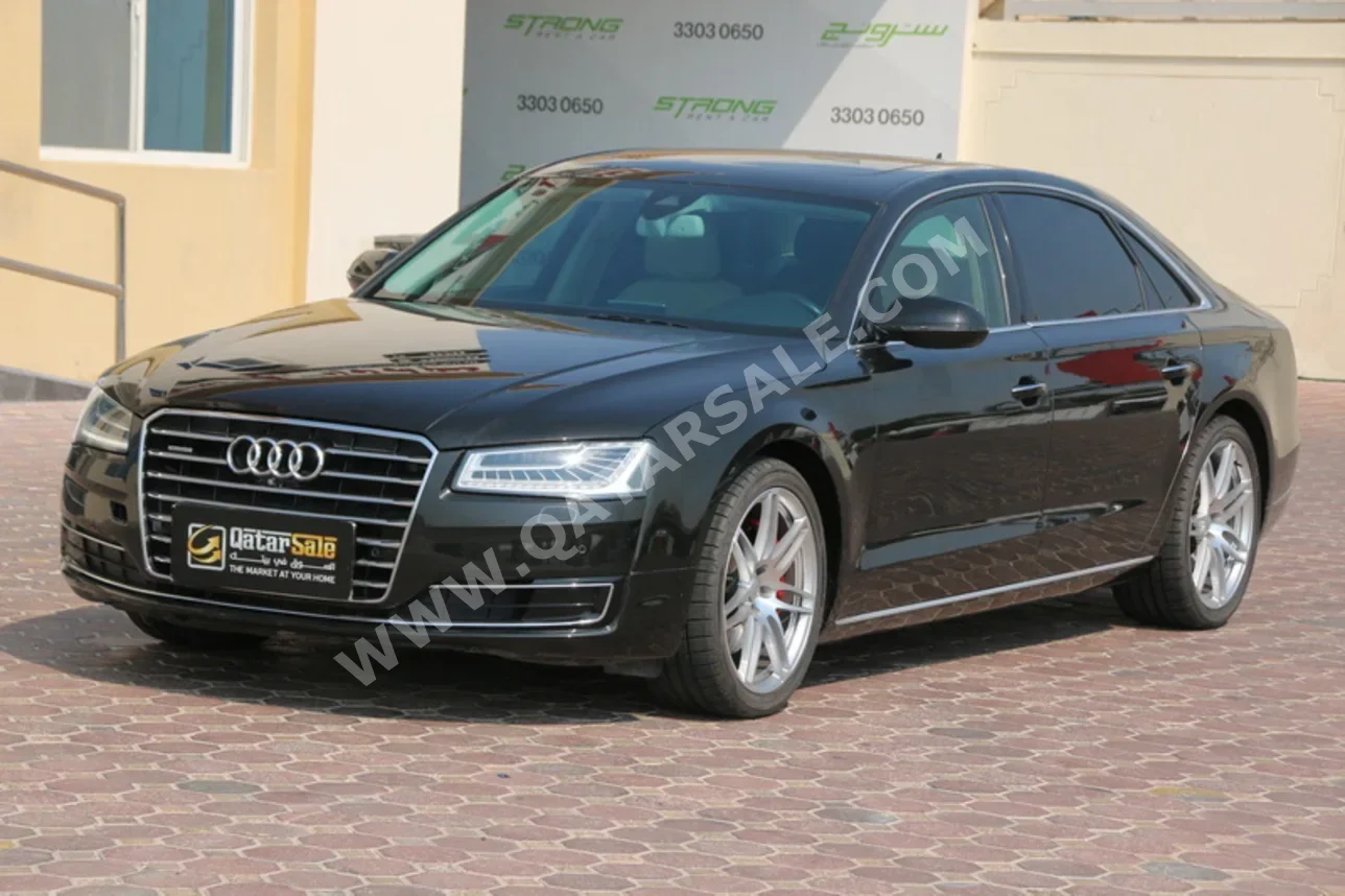 اودي أي 8 أل 2015 اوتوماتيك 96,000 كم 6 سلندر دفع كلي مستمر سيدان أسود