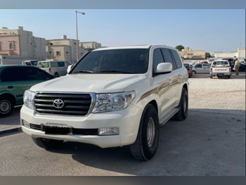 تويوتا لاند كروزر جي اكس 2008 اوتوماتيك 450,000 كم 6 سلندر دفع رباعي اس يو في أبيض