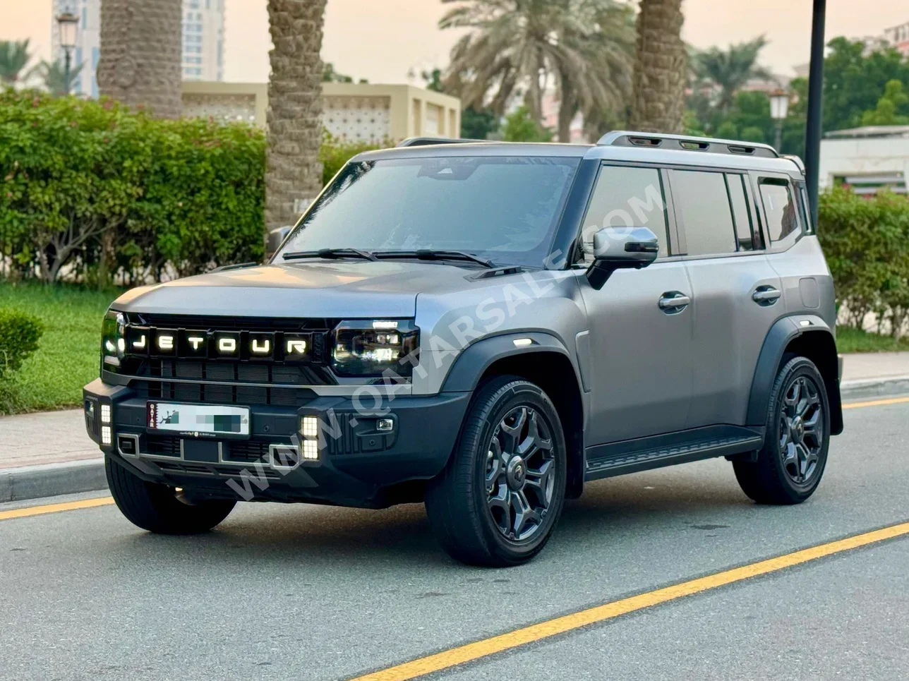 Jetour T2 Luxury Plus 2025 Automatic 18,000 Km 4 Cylinder Four Wheel Drive (4WD) SUV Gray Matte With Warranty