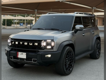 جيتور تي 2 لكجري 2024 اوتوماتيك 30,000 كم 4 سلندر دفع رباعي اس يو في رمادي مطفي تحت الضمان