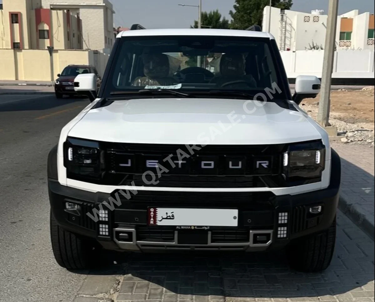 جيتور تي 2 لكجري بلس 2026 اوتوماتيك 0 كم 4 سلندر دفع رباعي اس يو في أبيض تحت الضمان