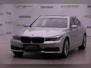 بي ام دبليو الفئة - السابعة 730 Li 2018 اوتوماتيك 104,000 كم 4 سلندر دفع خلفي سيدان فضي