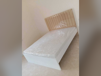 الأسّرة - لايف ستايل  - كوين  - البرتقالي  - متضمنة المرتبة