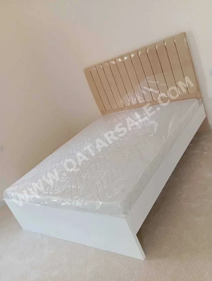 الأسّرة - لايف ستايل - كوين - البرتقالي - متضمنة المرتبة