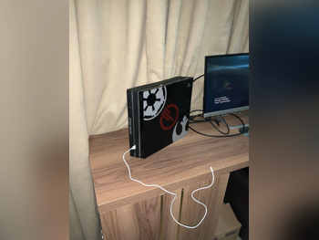 Video Games Consoles - Sony  - PlayStation 4 Pro  - 1 TB  -Included Controllers: 1