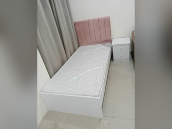 Beds - Lifestyle  - Single  - Pink  - With Bedside Table
