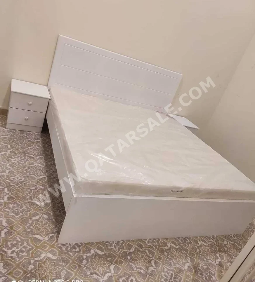 Beds - King - White - Mattress Included - With Bedside Table
