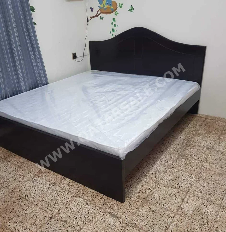 الأسّرة - كينج - بنى - متضمنة المرتبة