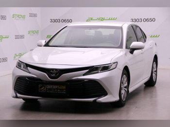 Toyota Camry LE 2018 Automatic 138,000 Km 4 Cylinder Front Wheel Drive (FWD) Sedan White