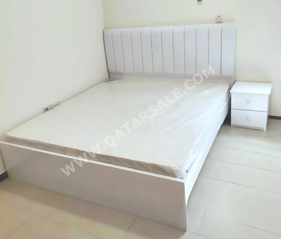 Beds - King - White - Mattress Included - With Bedside Table