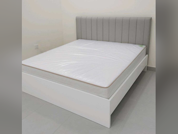 Beds - King  - Gray  - Mattress Included