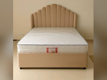 Beds - Queen  - Yellow  - Mattress Included
