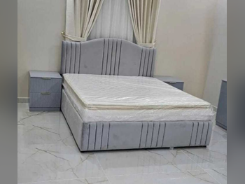 Beds - King  - Gray  - Mattress Included  - With Bedside Table