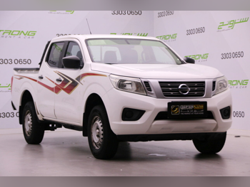 Nissan Navara 2020 Manual 92,000 Km 4 Cylinder Four Wheel Drive (4WD) Pick Up White