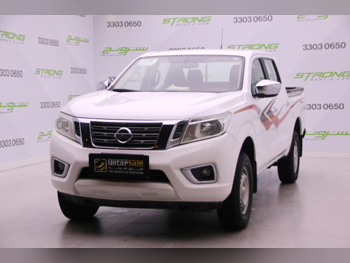Nissan  Navara  SE  2020  Automatic  61,000 Km  4 Cylinder  Rear Wheel Drive (RWD)  Pick Up  White