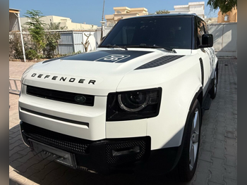 Land Rover  Defender  90 HSE  2023  Automatic  110,000 Km  6 Cylinder  Four Wheel Drive (4WD)  SUV  White