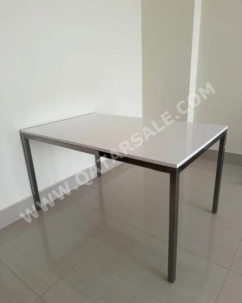 Tables & Sideboards Table & Chairs - White