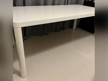 Tables & Sideboards Table & Chairs - White