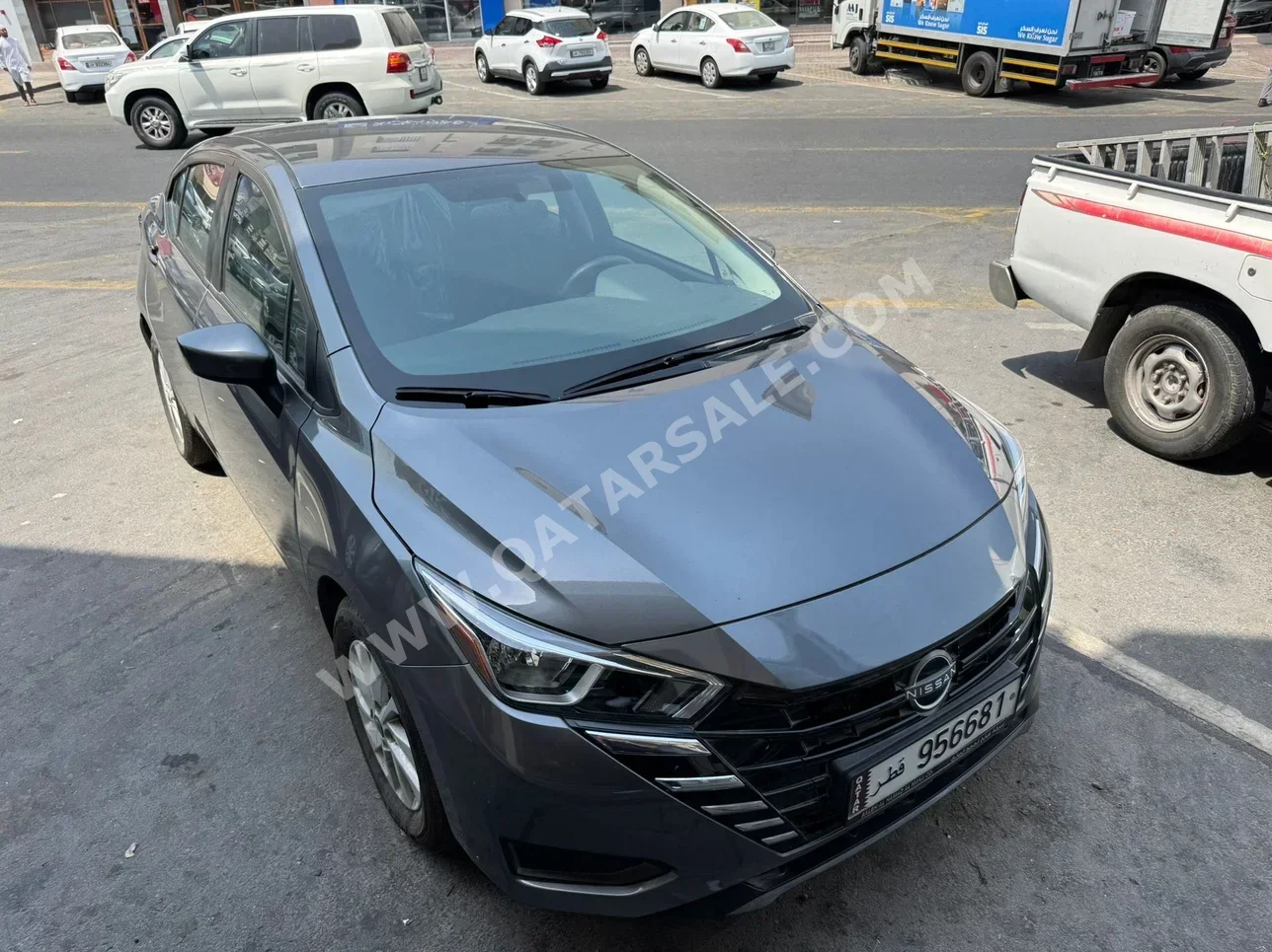 نيسان  صني  4 سلندر  سيدان  رمادي  2025