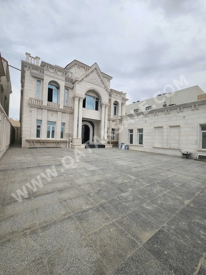 Family Residential - Not Furnished - Al Daayen - Al Khisah - 8 Bedrooms