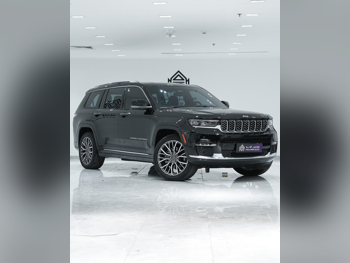 Jeep Grand Cherokee Summit 2021 Automatic 43,000 Km 6 Cylinder Four Wheel Drive (4WD) SUV Black