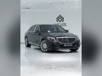 مرسيدس - بنز مايباخ S600 2016 اوتوماتيك 8,400 كم 12 سلندر دفع خلفي سيدان أزرق غامق