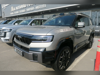 بي واي دي  ليوبارد 8  فلاك شب  2025  اوتوماتيك  0 كم  4 سلندر  دفع رباعي  اس يو في  ذهبي  تحت الضمان