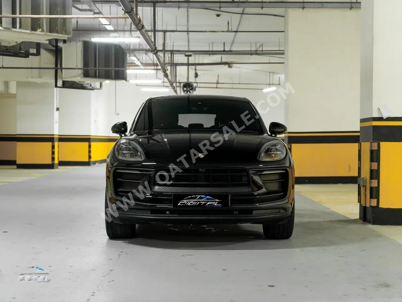 Porsche  Macan  2024  Automatic  16,000 Km  6 Cylinder  Four Wheel Drive (4WD)  SUV  Black  With Warranty