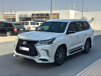 Lexus LX 570 S 2017 Automatic 192,000 Km 8 Cylinder Four Wheel Drive (4WD) SUV White