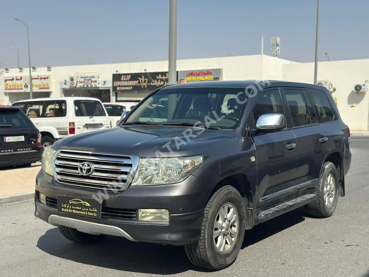 Toyota Land Cruiser GXR 2011 Automatic 272,000 Km 6 Cylinder Four Wheel Drive (4WD) SUV Gray