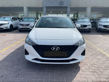 Hyundai  Accent  2021  Automatic  68,000 Km  4 Cylinder  Front Wheel Drive (FWD)  Sedan  White