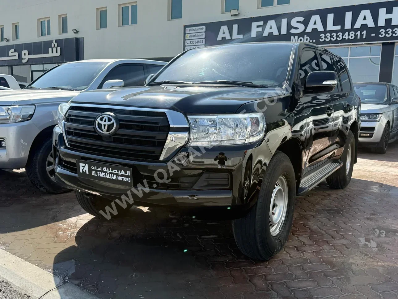 تويوتا لاند كروزر جي 2015 اوتوماتيك 431,000 كم 6 سلندر دفع رباعي اس يو في أسود