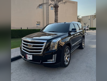 Cadillac Escalade Premium 2015 Automatic 88,000 Km 8 Cylinder Four Wheel Drive (4WD) SUV Black