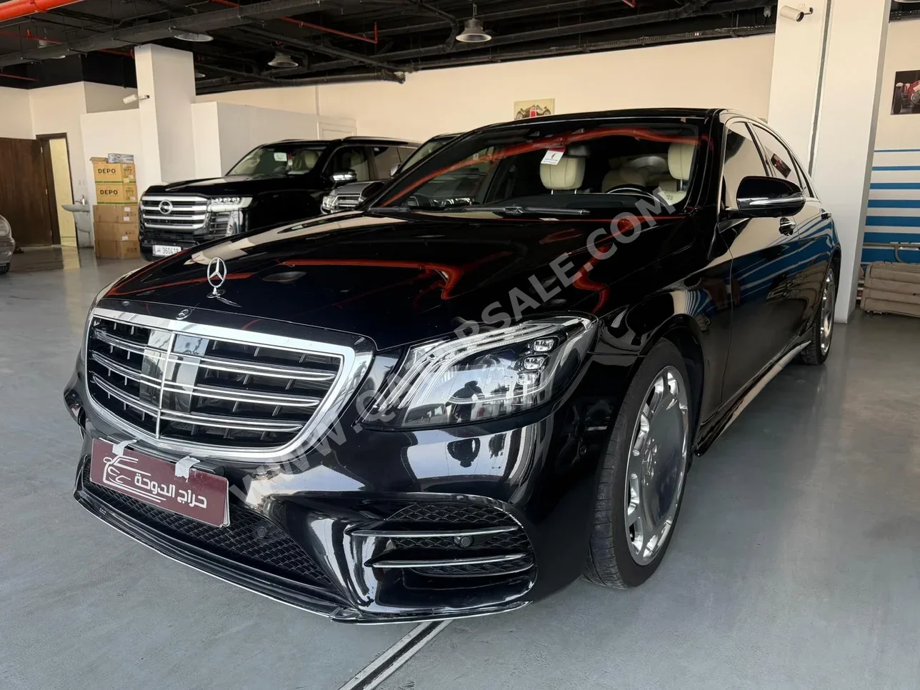 Mercedes-Benz  S-Class  560  2015  Automatic  154,000 Km  8 Cylinder  Four Wheel Drive (4WD)  Sedan  Black
