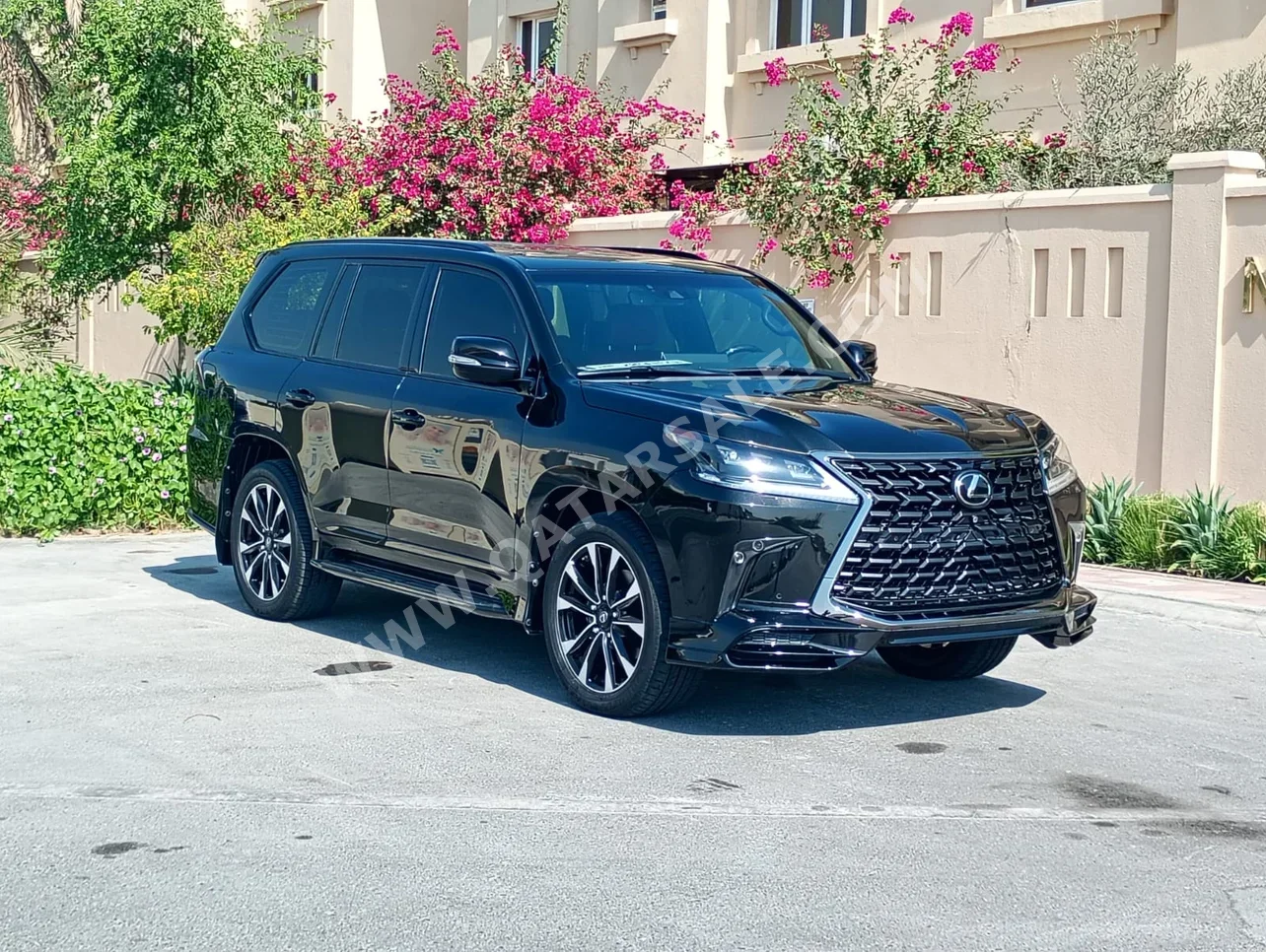 Lexus LX 570 S 2021 Automatic 22,000 Km 8 Cylinder Four Wheel Drive (4WD) SUV Black