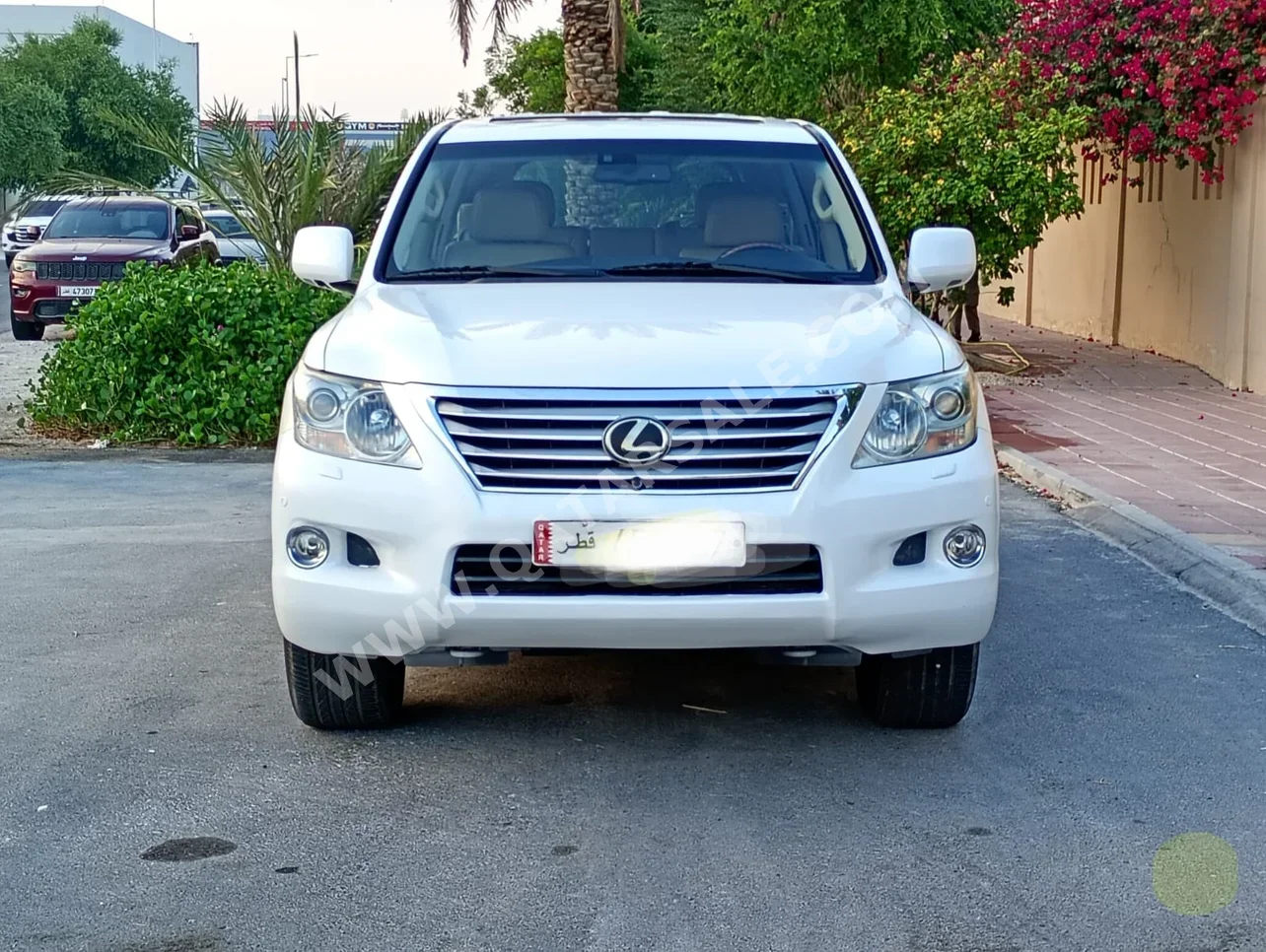Lexus LX 570 2008 Automatic 200,000 Km 8 Cylinder Four Wheel Drive (4WD) SUV White