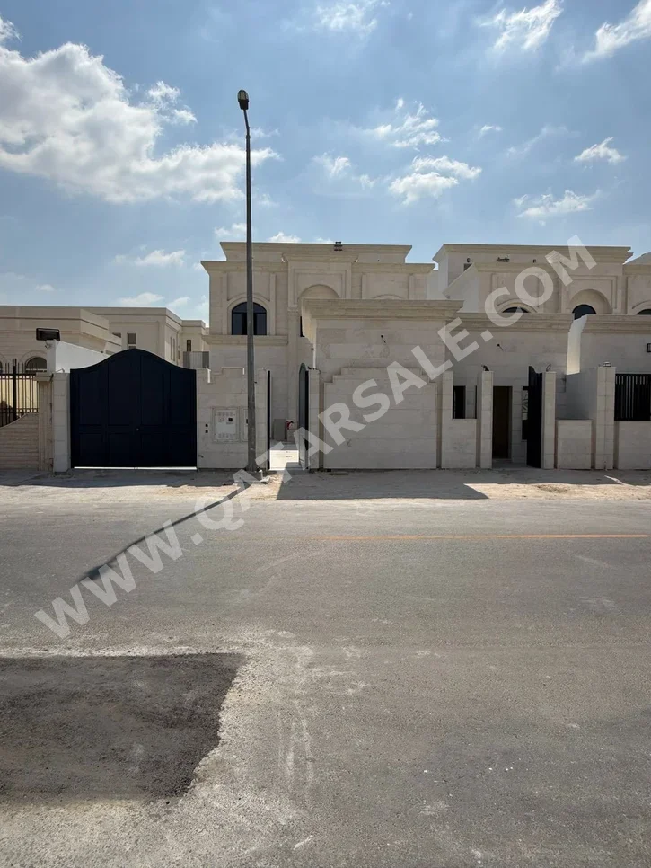 Family Residential  - Fully Furnished  - Al Rayyan  - Izghawa  - 10 Bedrooms