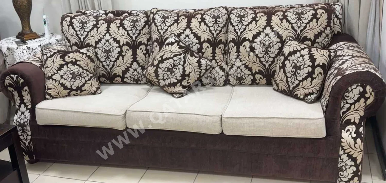 Sofas, Couches & Chairs