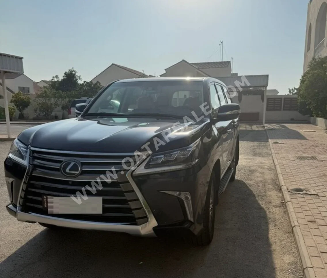 Lexus LX 570 2017 Automatic 92,000 Km 8 Cylinder Four Wheel Drive (4WD) SUV Dark Blue