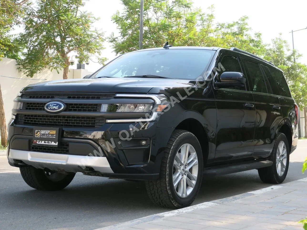 Ford Expedition XLT 2024 Automatic 15,000 Km 6 Cylinder Four Wheel Drive (4WD) SUV Black With Warranty