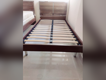 الأسّرة - هوم سينتر - مزدوج - بنى