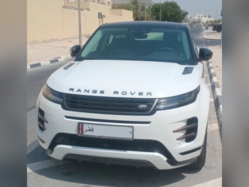 Land Rover  Evoque  Dynamic HSE  2025  Automatic  800 Km  4 Cylinder  Rear Wheel Drive (RWD)  SUV  White  With Warranty