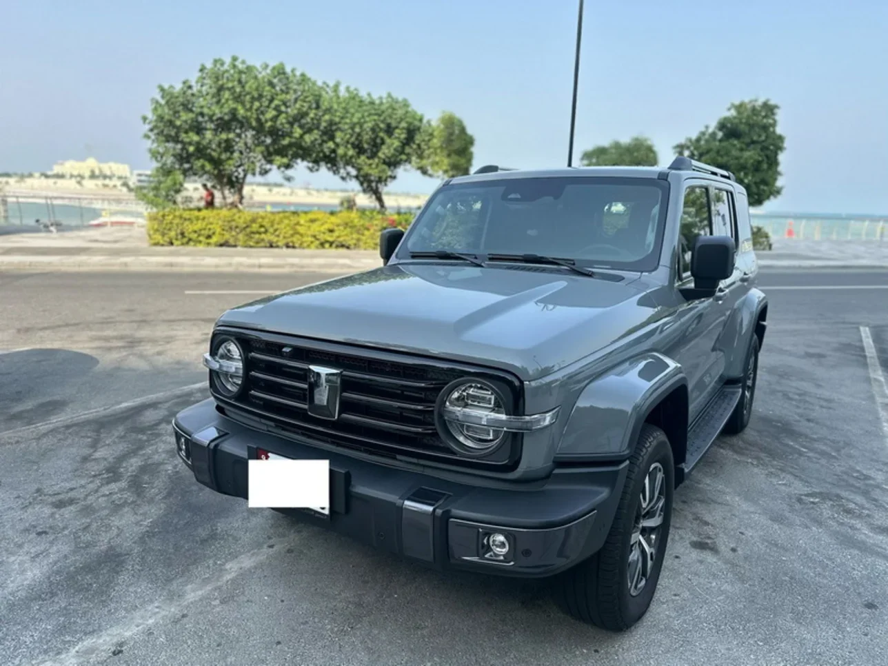 GWM  Tank  300  2025  Automatic  3,000 Km  4 Cylinder  Four Wheel Drive (4WD)  SUV  Gray  With Warranty