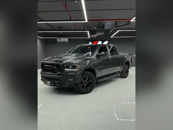 Dodge  Ram  Rebel  2024  Automatic  12,000 Km  8 Cylinder  Four Wheel Drive (4WD)  Pick Up  Gray  With Warranty