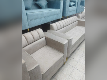 الأرائك والكنب والكراسي لايف ستايل  طقم كنب  - قماش  - متعدد الألوان