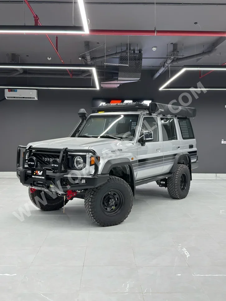 Toyota Land Cruiser Hard Top 2024 Manual 6,000 Km 6 Cylinder Four Wheel Drive (4WD) SUV Silver With Warranty