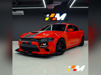 Dodge Charger Hellcat 2019 Automatic 40,000 Km 8 Cylinder Rear Wheel Drive (RWD) Sedan Fiery red
