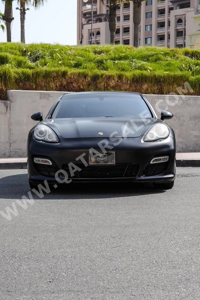 Porsche Panamera Turbo 2011 Automatic 98,000 Km 8 Cylinder Rear Wheel Drive (RWD) Sedan Black