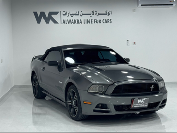 Ford  Mustang  GT-CS  2013  Manual  237,000 Km  8 Cylinder  Rear Wheel Drive (RWD)  Coupe / Sport  Dark Gray  With Warranty